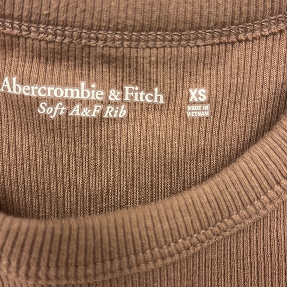 Super soft and stretchy racer back bodysuit - Picture 3 of 3